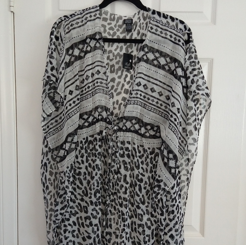 Roffe Leopard Print Cover Up One Size Fits Most